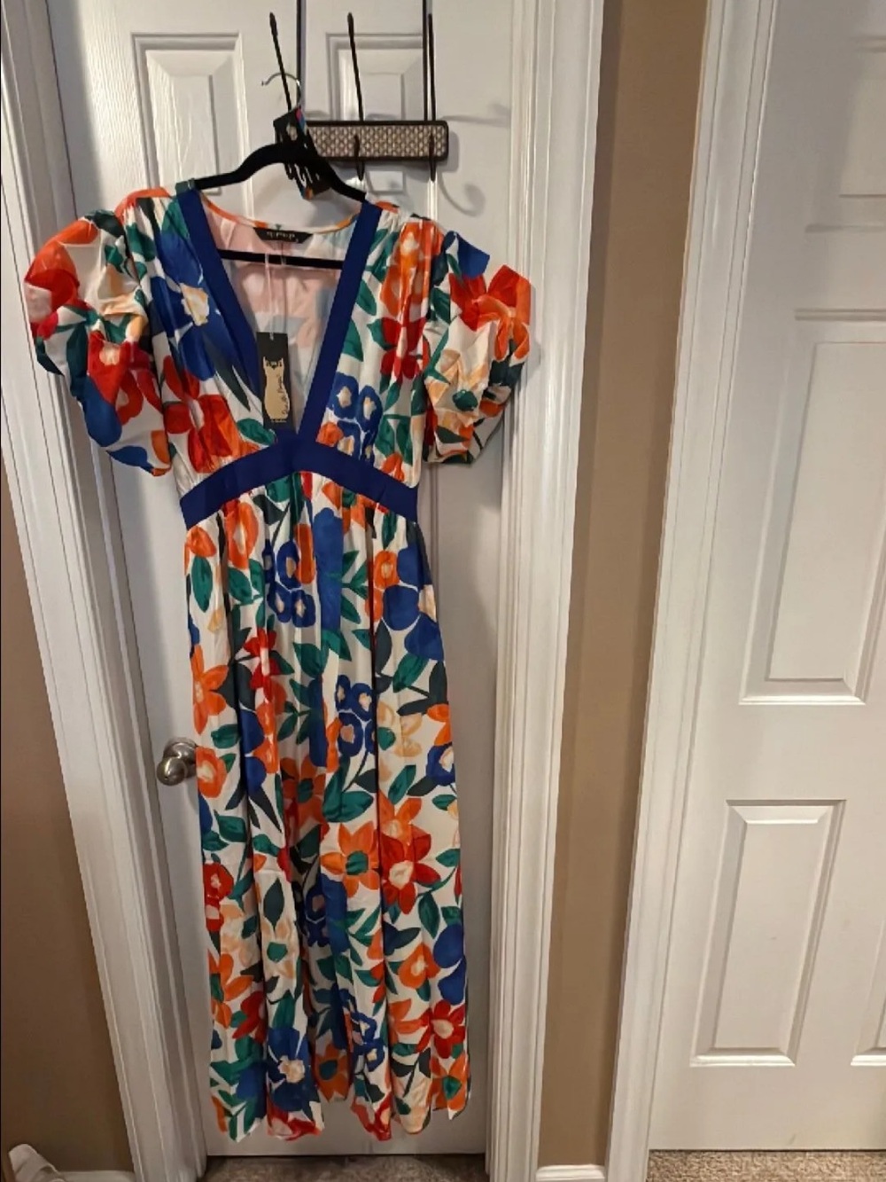 Vibrant Floral Puff-Sleeve Maxi Dress in Blue and Orange